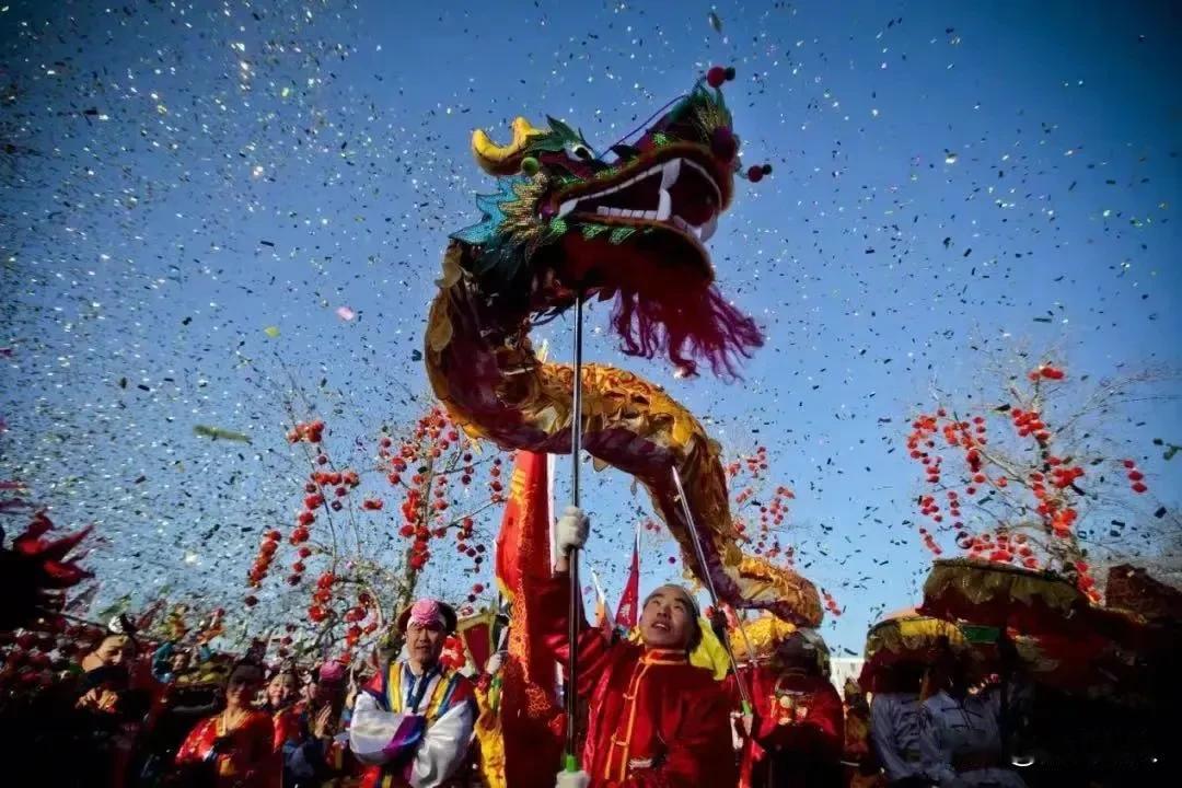 没去过甘肃的天水，我对天水的认知源于两个渠道，一个是中学地理课本告诉我，那个有名