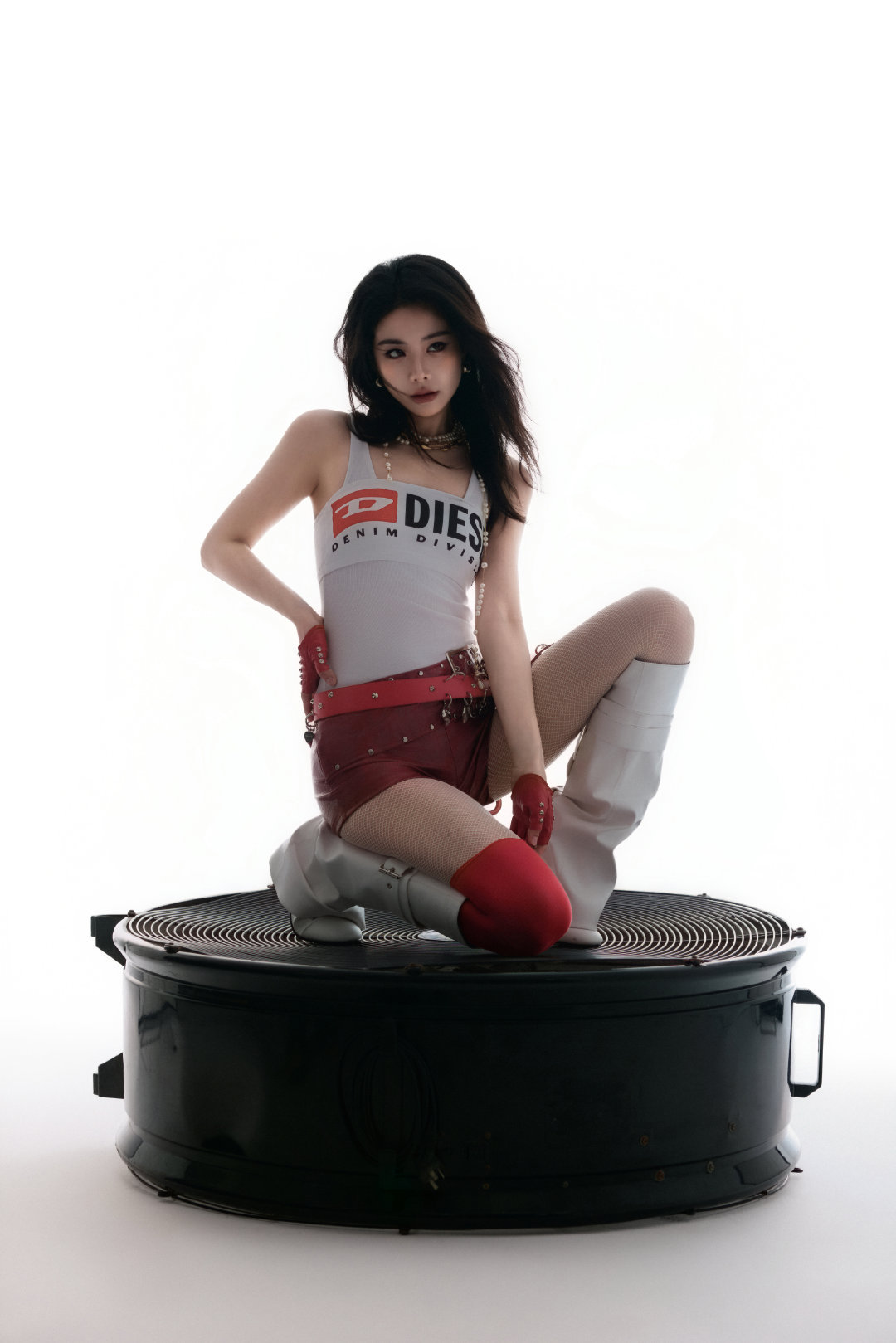 这个喻言美得像个手办‼️今晚巡演演出顺利呀  芝士娱乐