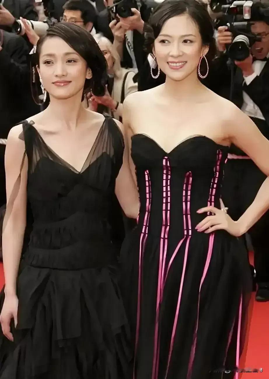 这么看来周迅确实太矮了，比章子怡至少矮了6公分，这个差距确实有点大，现在的明星都