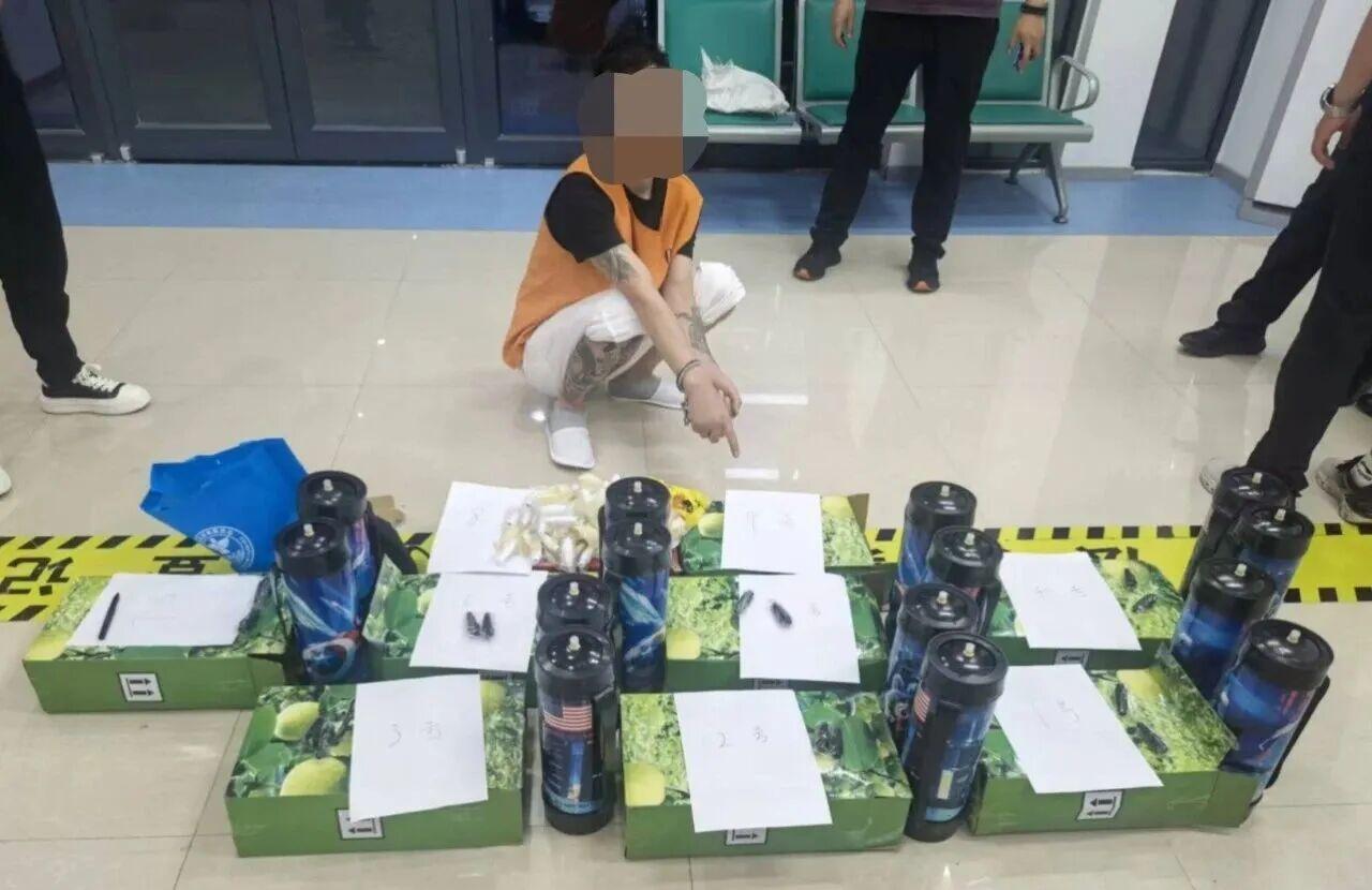 9 月 14 日，平安靖边发布通报，陕西榆林靖边公安成功侦破一起涉违禁品案件，查