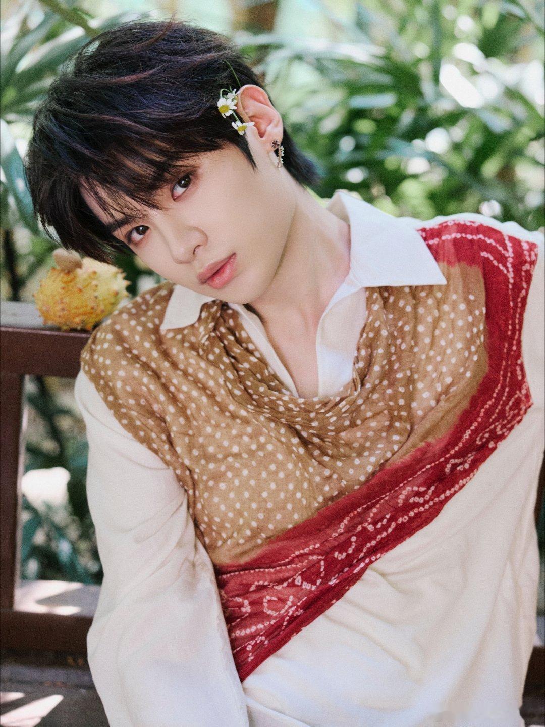 黄明昊 hmh黄明昊闪光时刻 hmh黄明昊贾想世界演唱会 hmh黄明昊海澜之家元