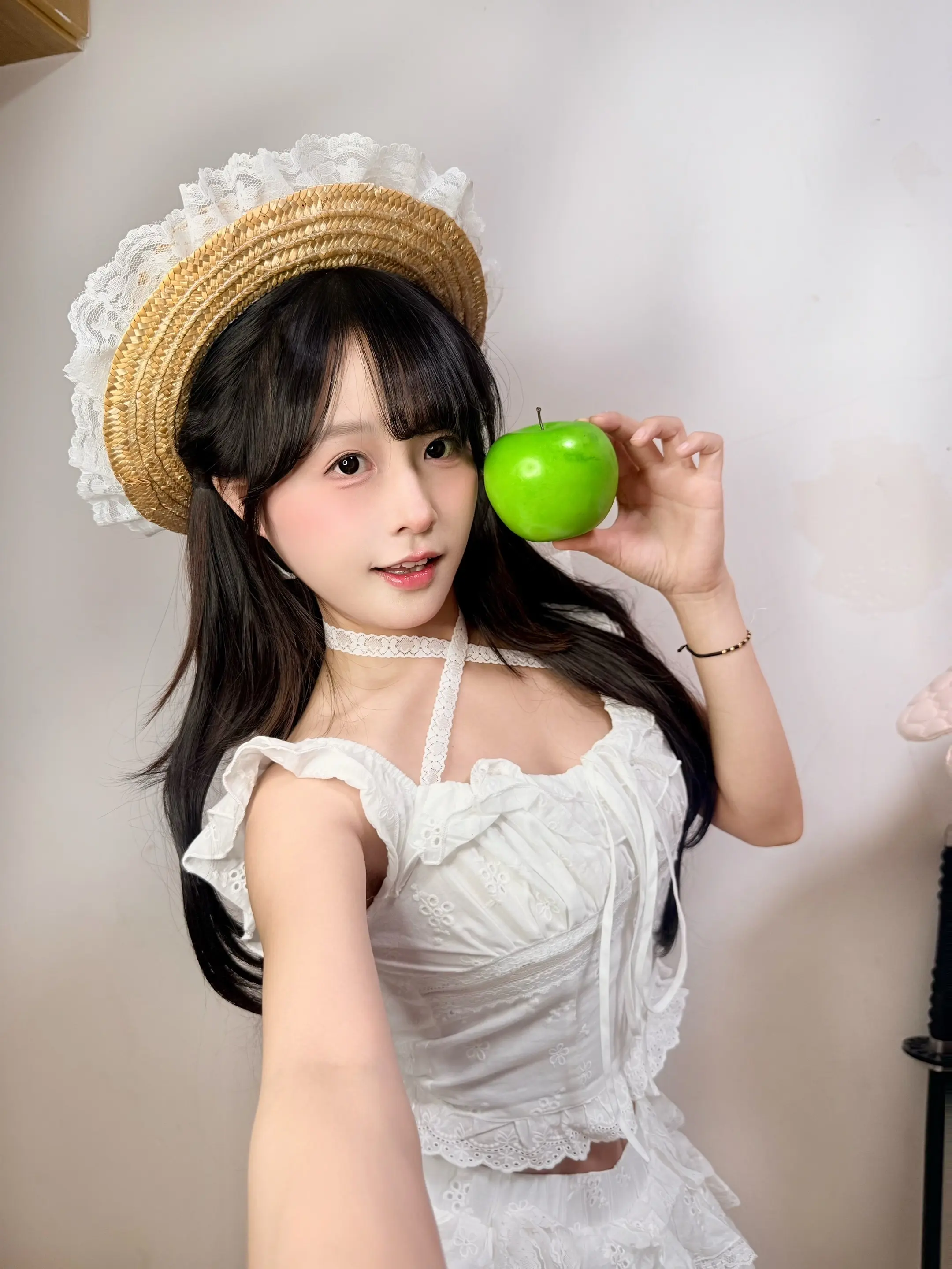 尼嚎 在干嘛⬮ω⬮。