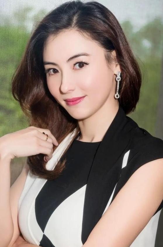 一位经济学家说：“现在最严重的问题，已经不是00后不结婚，90后不生娃，而是生娃