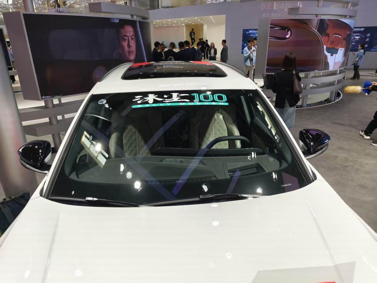 全新奥迪 Q5L 全系上线华为乾崑智驾，全球首款搭载华为乾崑智驾技术的豪华燃油 