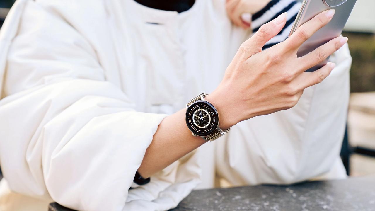 华为WATCH GT3随手拍

这套图我喜欢P5，感觉很有故事性。男女主仿佛要分