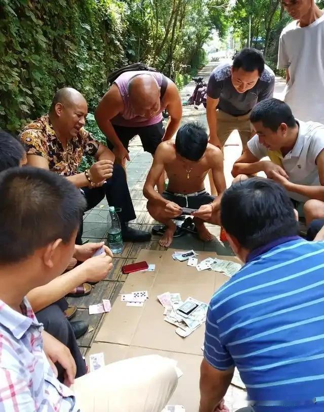 狂赌输红眼！男子将600吨钢管当废品卖，涉案550万
人心不足蛇吞象，贪欲真是一