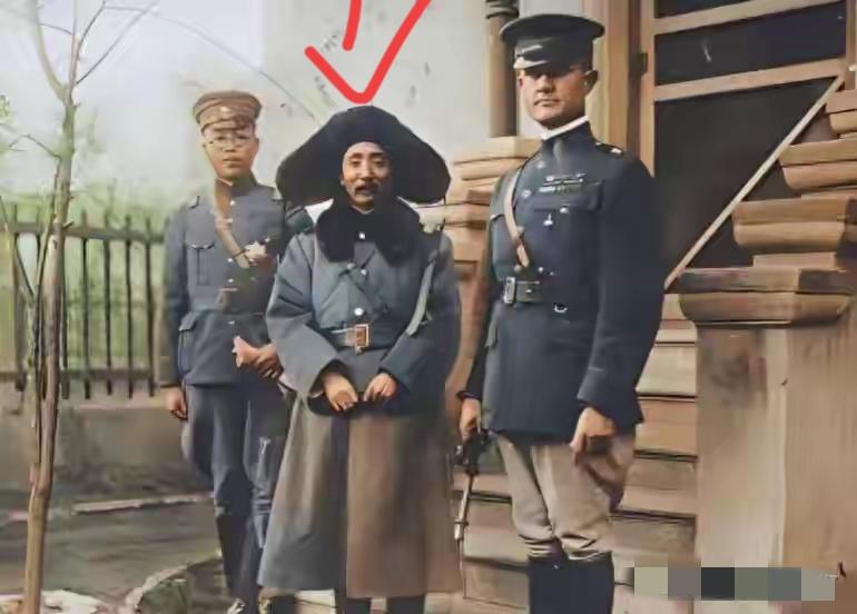 不是我吹！能一眼认出此人的，绝对是历史高手。