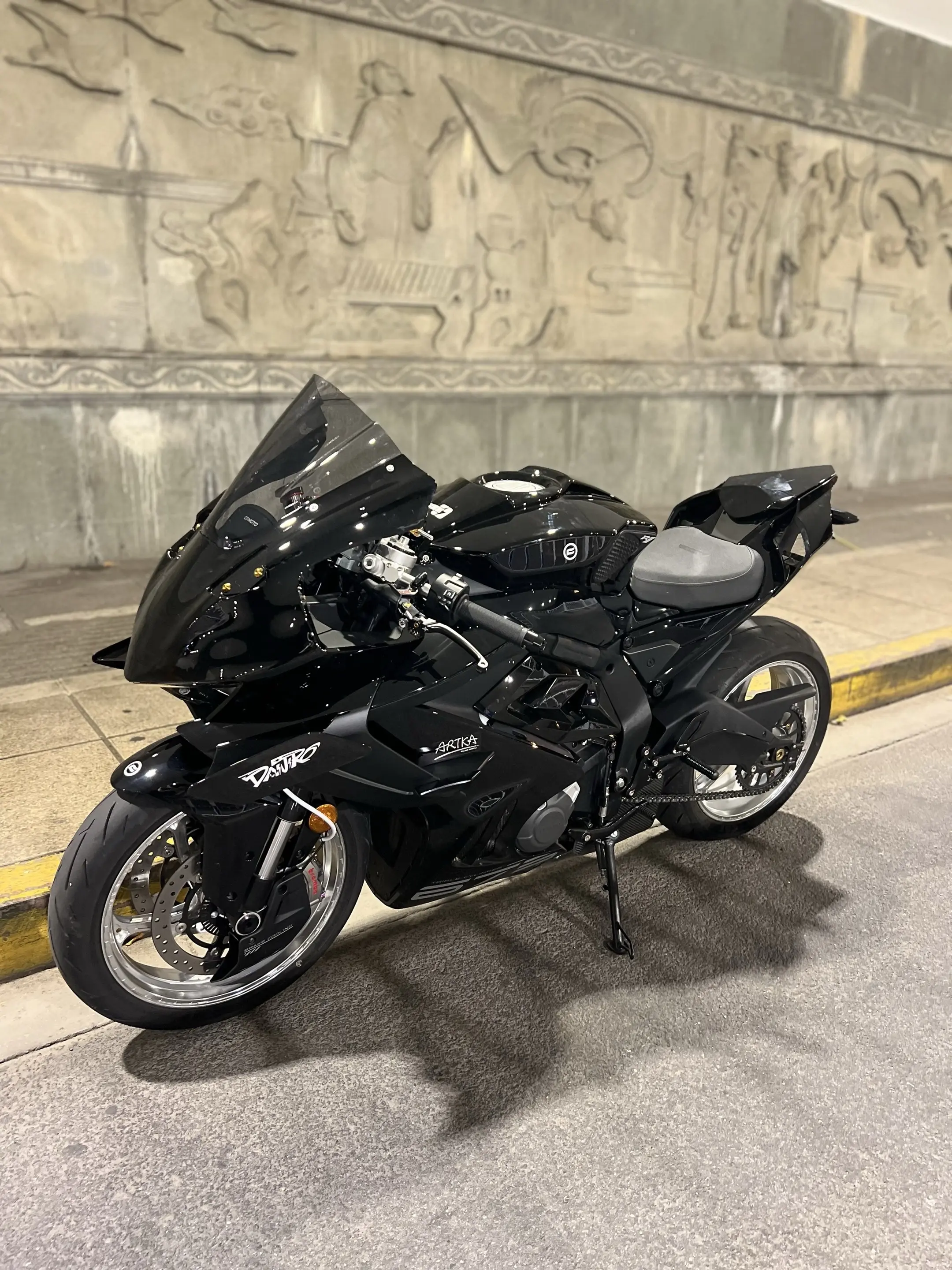 摩托车是让你带妹子用的吗