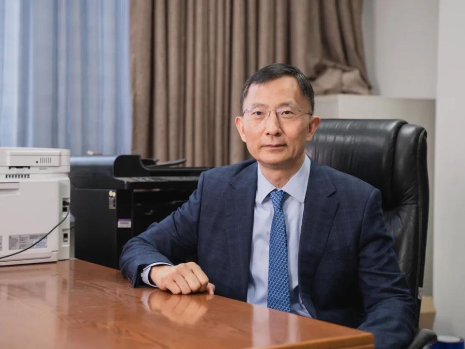卧底之神！自愿放弃中国国籍，加入美国国籍的高华建晚年回到中国不仅没被挨骂，反而被