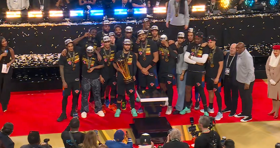 恭喜我亲爱的唐，你比爱德华兹先拿到一座奖杯，物质和精神都收获了。布伦森拿到MVP