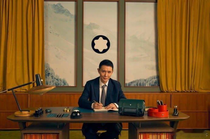 刘冲辟谣被vogue辞退31日，网传刘冲被VOGUE辞了，引发热议。转发《VOG