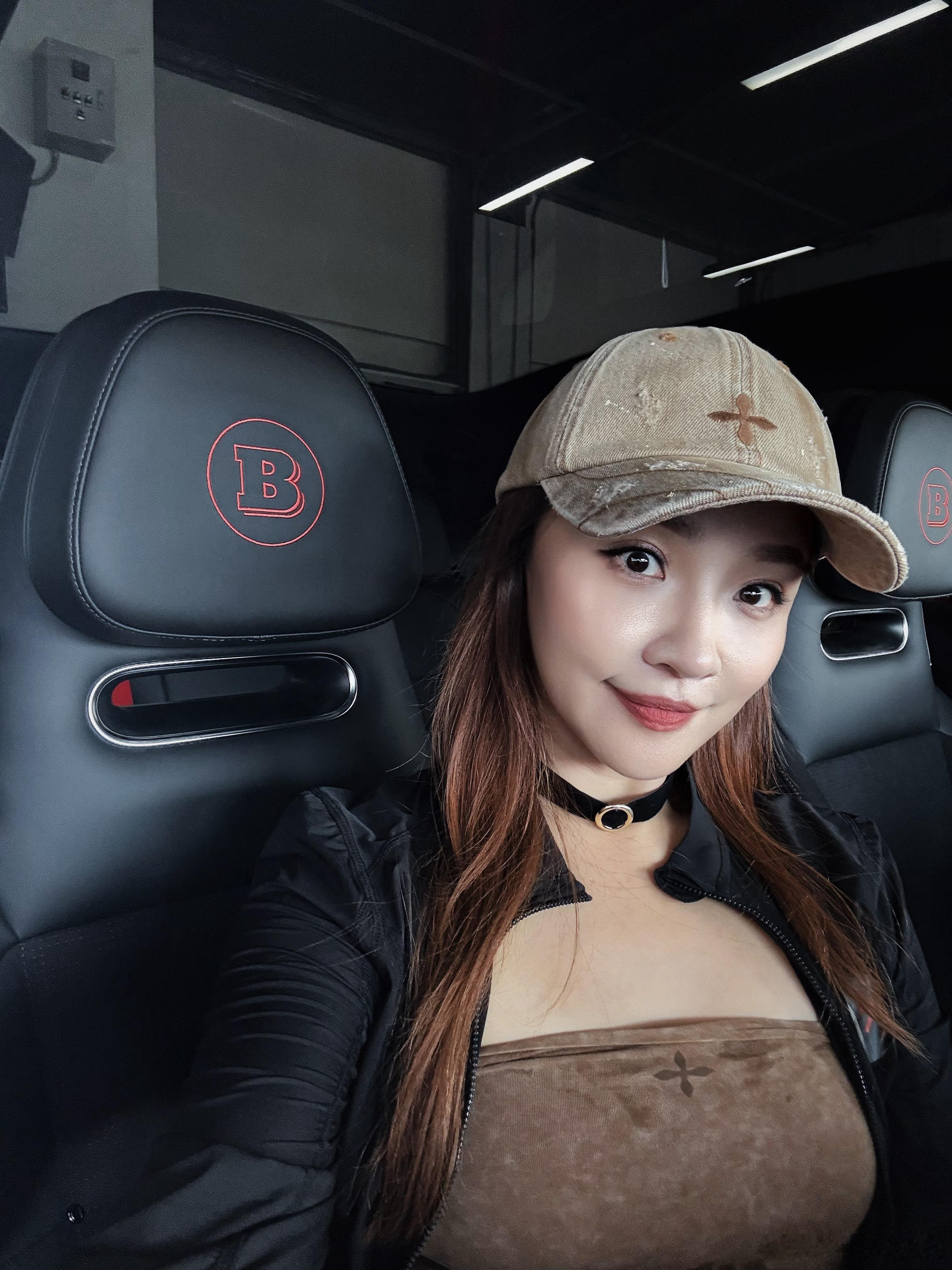 距离年轻人最近的BRABUS～我的日常plog与倪分享  ​​​