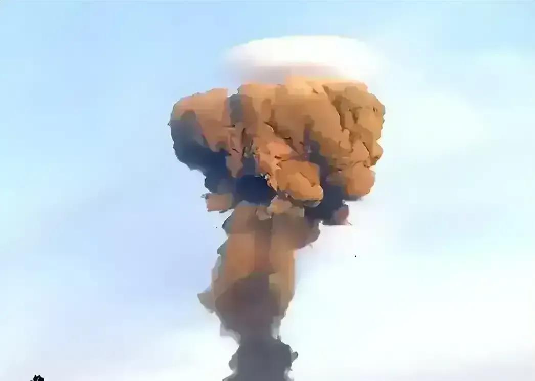 美国破例给乌克兰集束弹，俄罗斯将计就计！你打初一，俄罗斯打十五！俄罗斯全方位的压