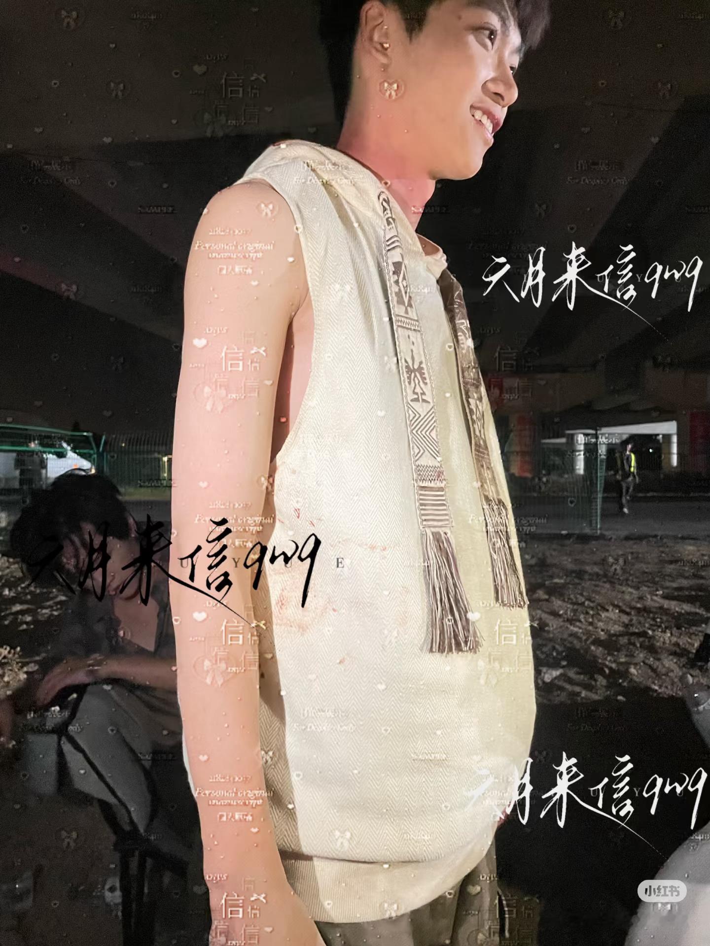 我肚肚逼人🥺？©️似六月 