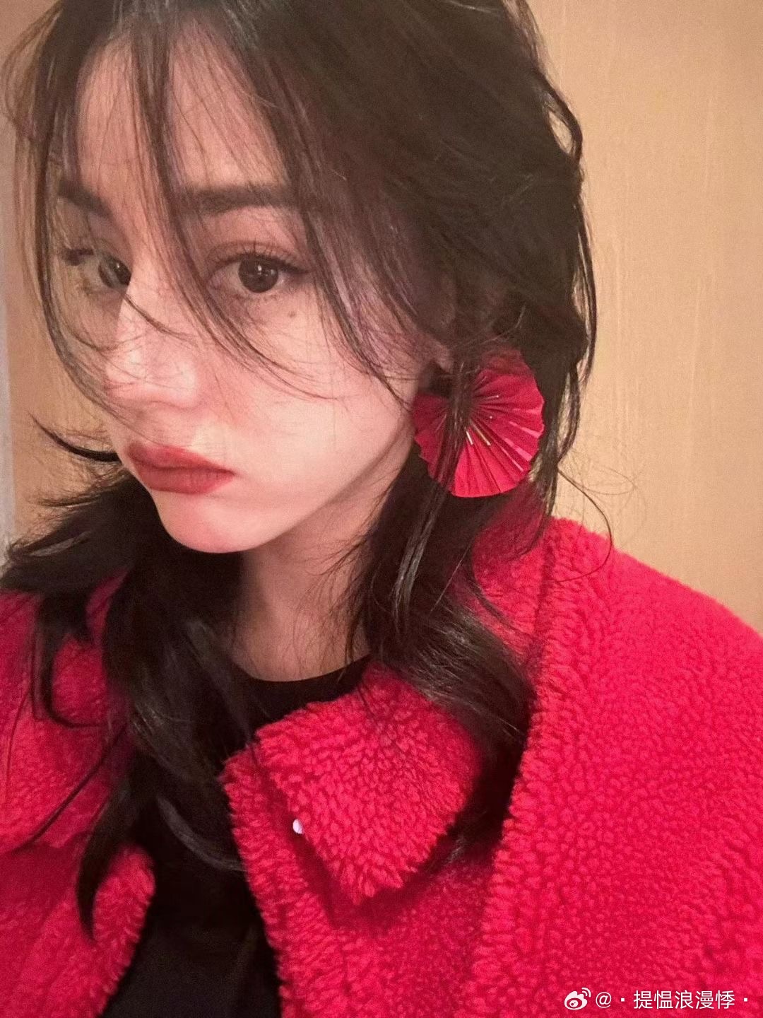 迪丽热巴女足钰珑dlrb迪丽热巴卫蓝 雨过天晴 雨过之后还是会想你