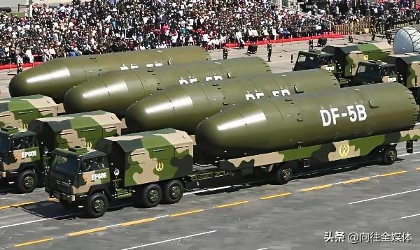 七柄国之重剑出鞘！七大战略导弹构筑护国天网，守护山河安宁
 
关注我，一起感受大