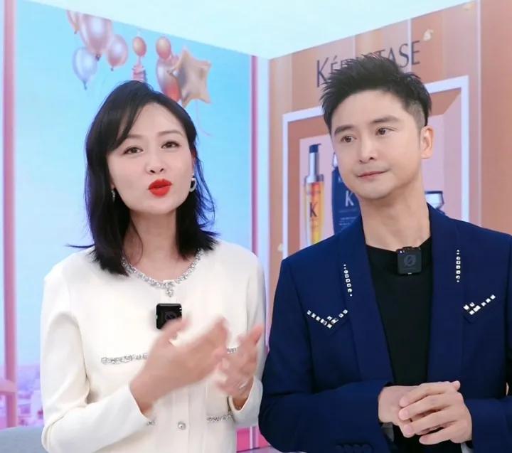 直播带货这个东西真的上瘾。
挣钱太快了。
所以很多演员和歌手根本不想再演戏这件事