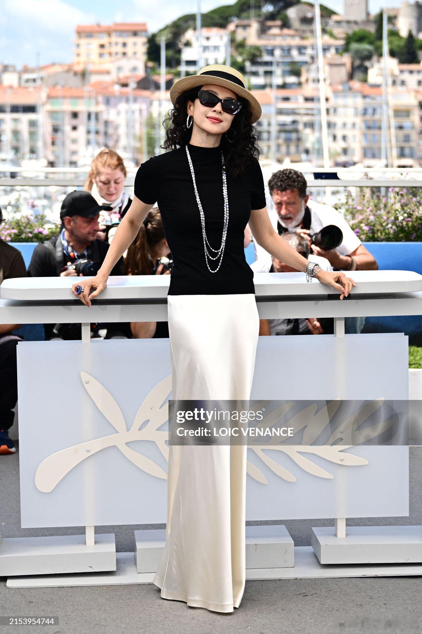 酱园弄戛纳行photocall生图来了，首映结束后章子怡、雷佳音、杨幂、李现等人