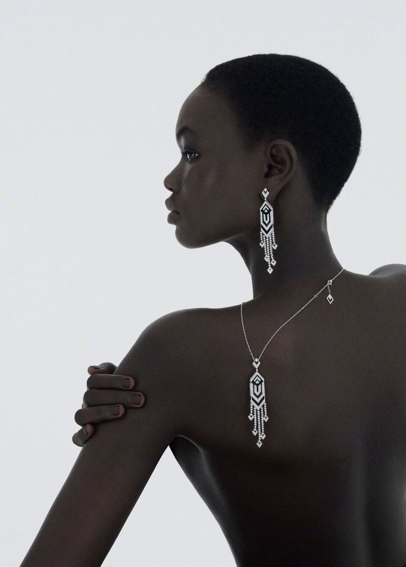 10 Magazine S/S 2026  珠宝腕表主题，黝黑肤色衬美钻光芒。模