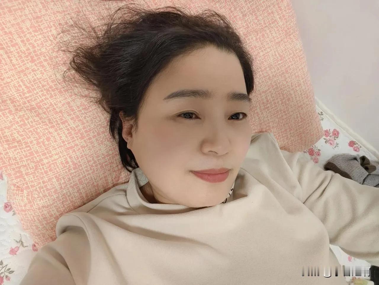 微醺 ^^…今天高兴!

过年了，一年没见的女儿回来啦，各自忙碌的亲人终于团聚了