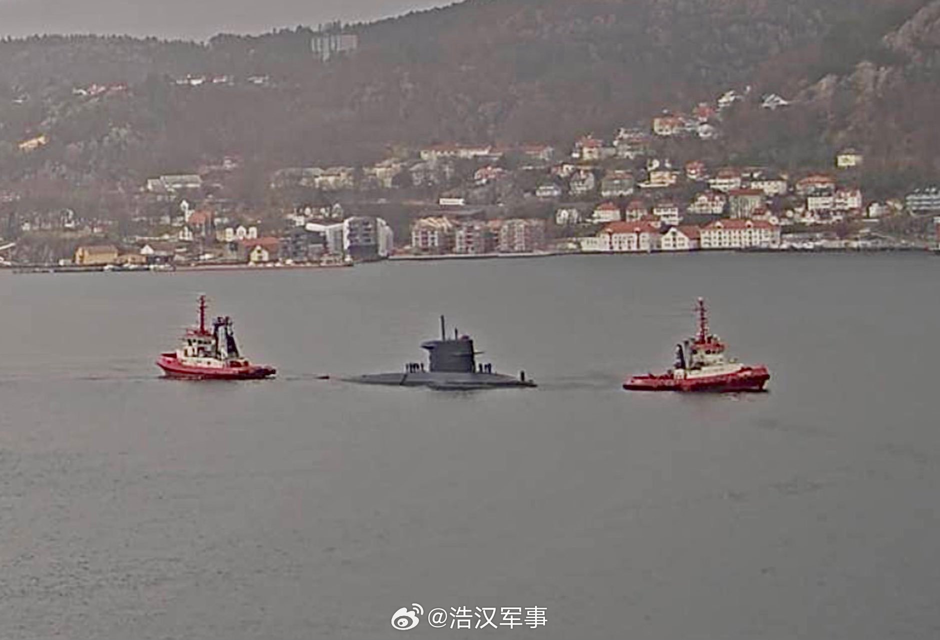 每天认识一件兵器全球武器装备盘点烽火问鼎计划 2026 年 3 月 18 日，荷