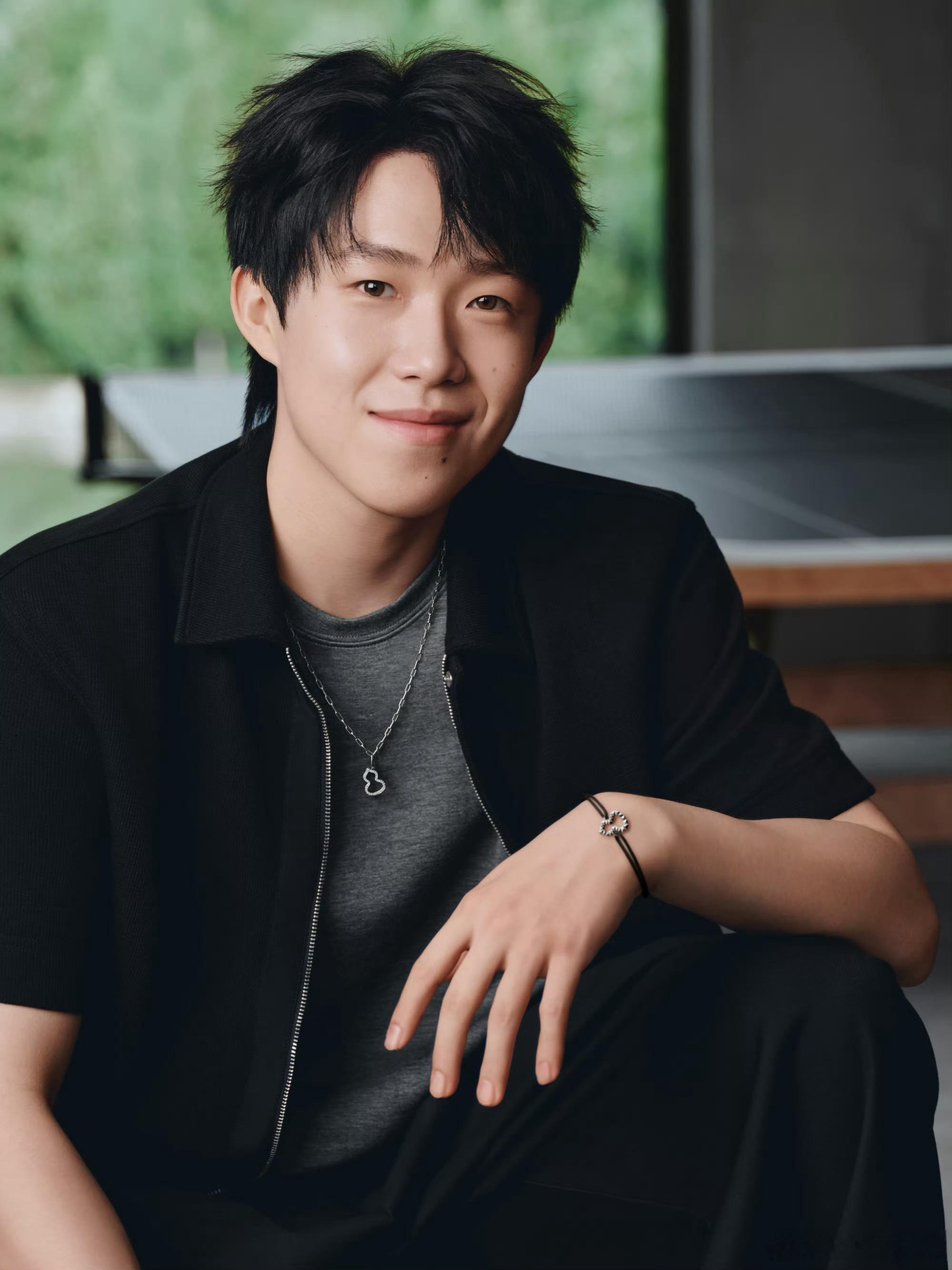 Qeelin品牌代言人王楚钦妈妈镜头和爸爸镜头好有爱好幸福🤲🏻 ​​​