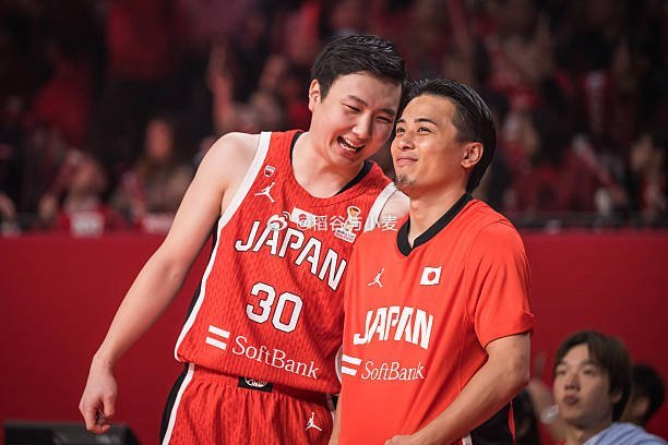 要是每个回合都吹对手违体犯规、技术犯规或者进攻犯规，那日本队不是轻轻松松能够拿下