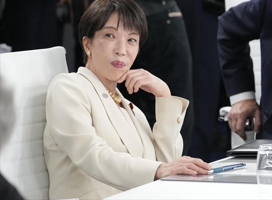 高市首相第一次参加G7峰会，兴奋之中暴露攻击性，她瞄准中国不断开火，在谈到日本对
