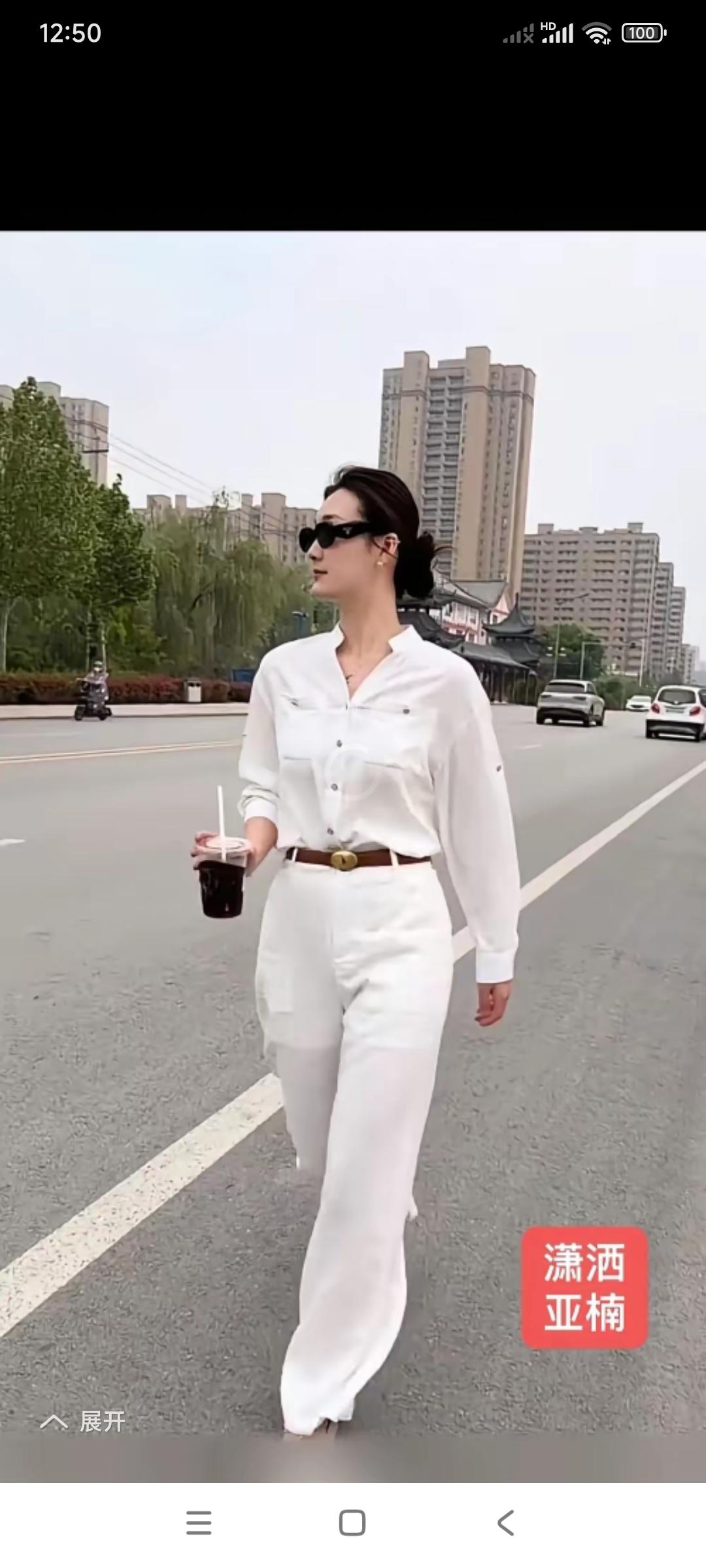 这陈亚楠在网络世界里也是一个名人吧？

知道朱之文的人，也都知道他的前儿媳是陈亚