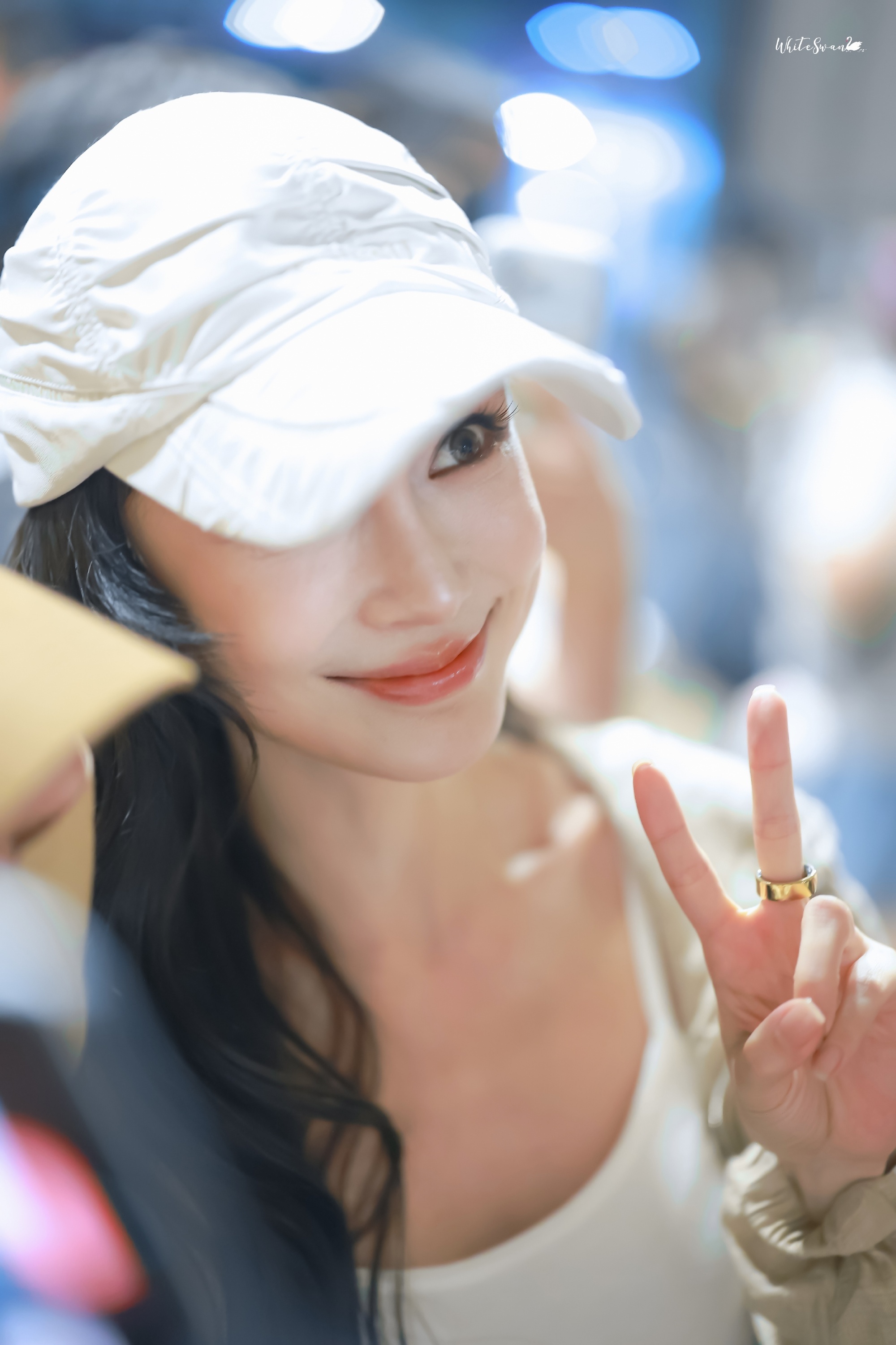 angelababy angelababy君绮罗 “优秀的人超级多，但我以你为榜