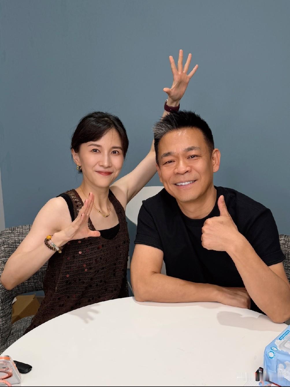 当孙浩被问到，作为陕西人，
怎么看待山西被称为“面食之都”。
孙浩说“他们的面跟