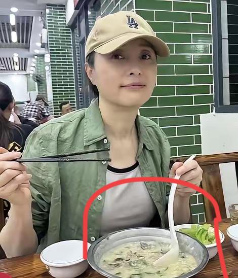 吴越吃的是什么粥，看上去非常好吃