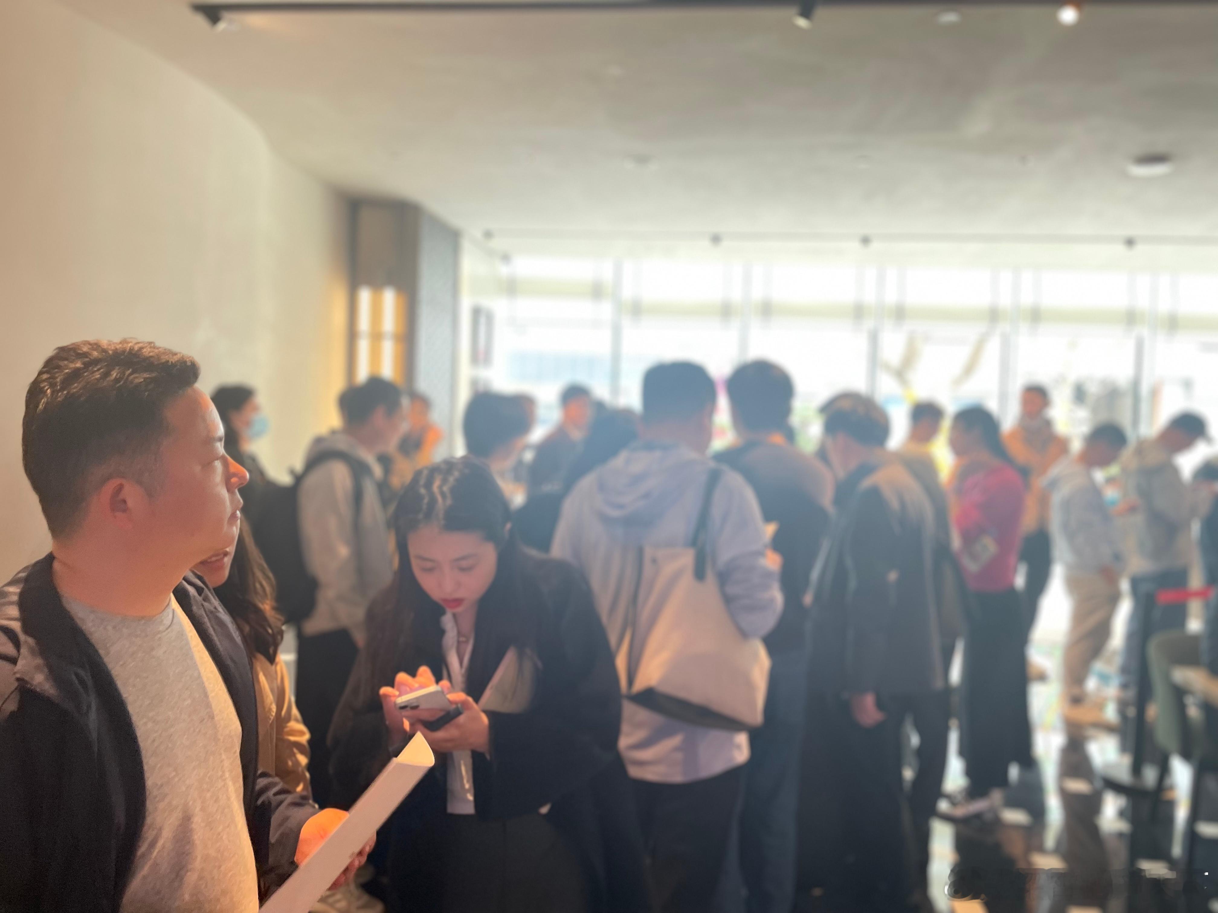 中建壹品·浦江之星售楼处实况按这个节奏，如果价格只是11出头不到11.5的话，估