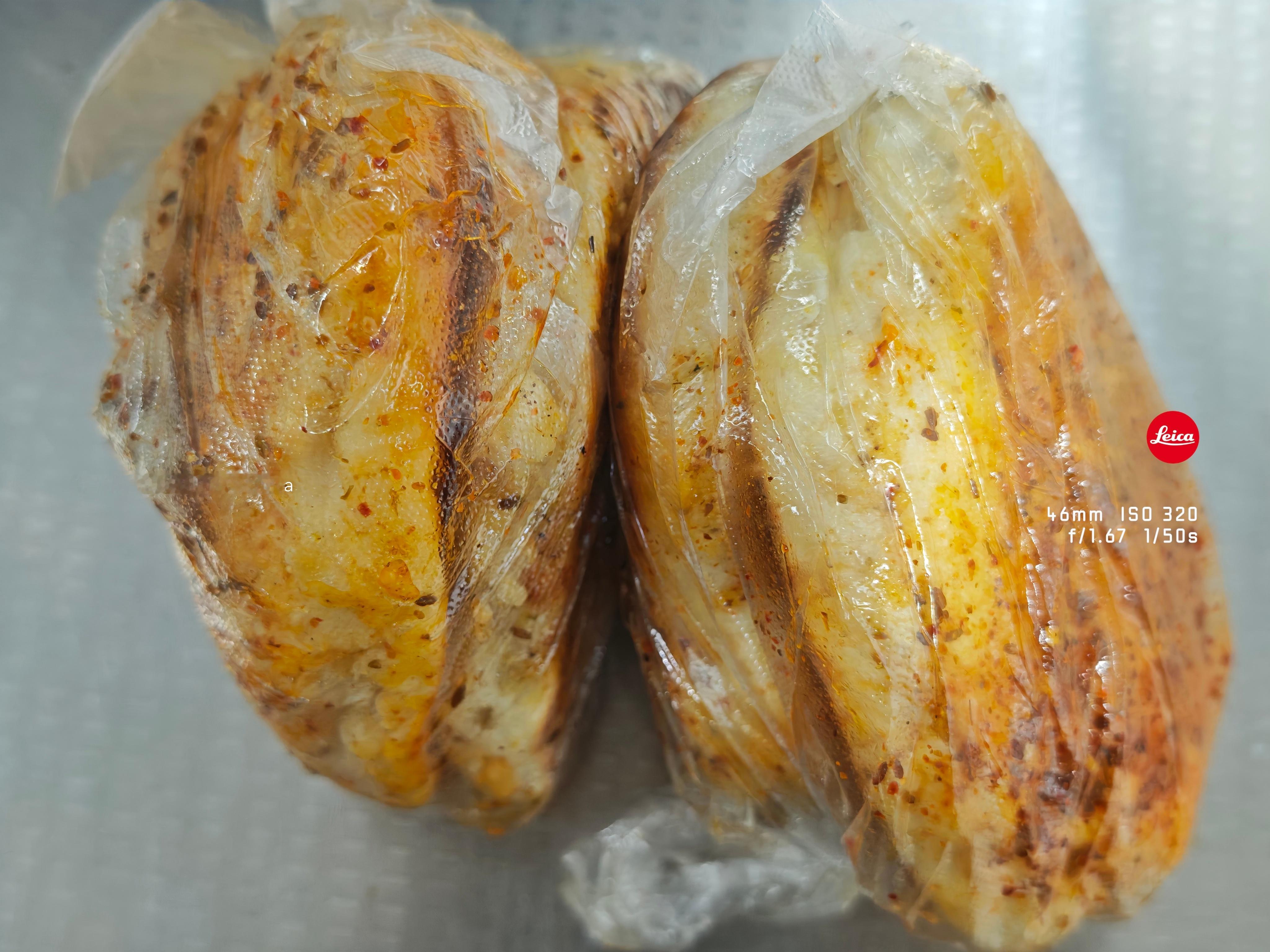 佳木斯饼夹串是最好吃的 四个饼加12个串，我的天呐，太香了 