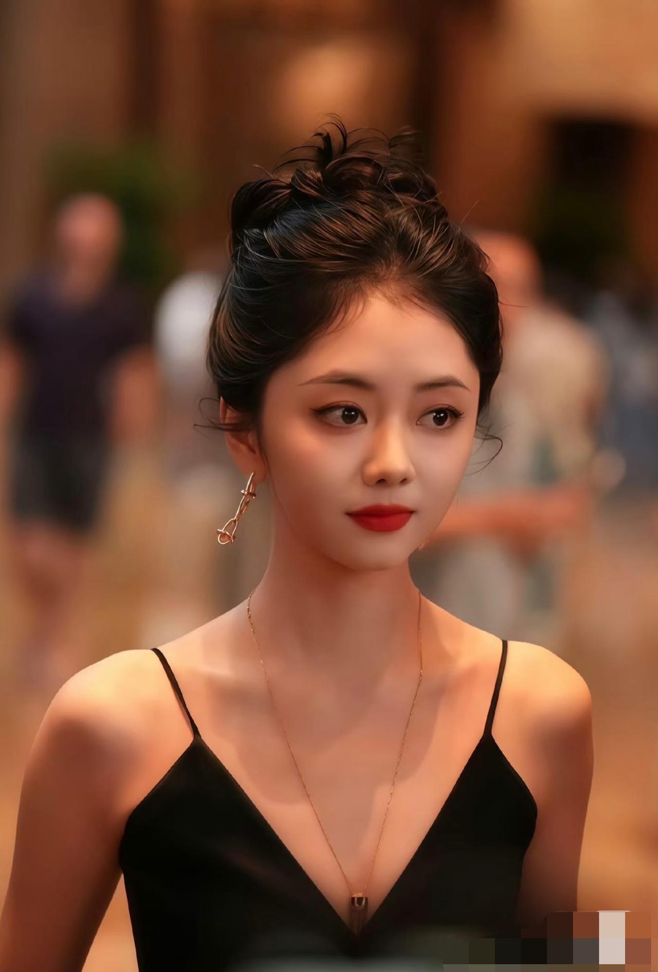 谭松韵的颜值我不羡慕，
谭松韵瘦了我也不羡慕，
万万没想到的是，谭松韵出道这么多