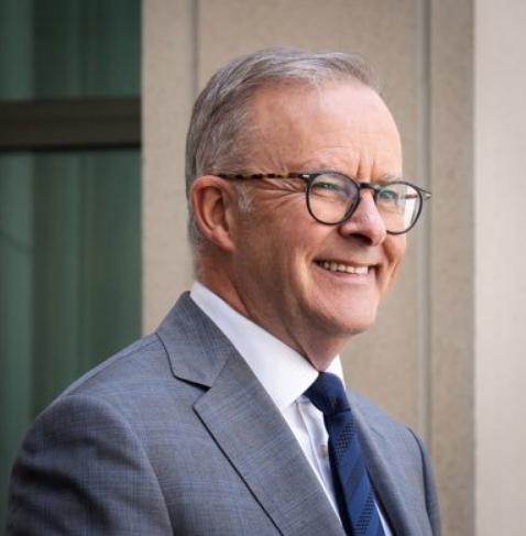 澳大利亚要撑不住了，澳大利亚总理阿尔巴尼斯表态，澳大利亚与邻居的关系比以往任何时