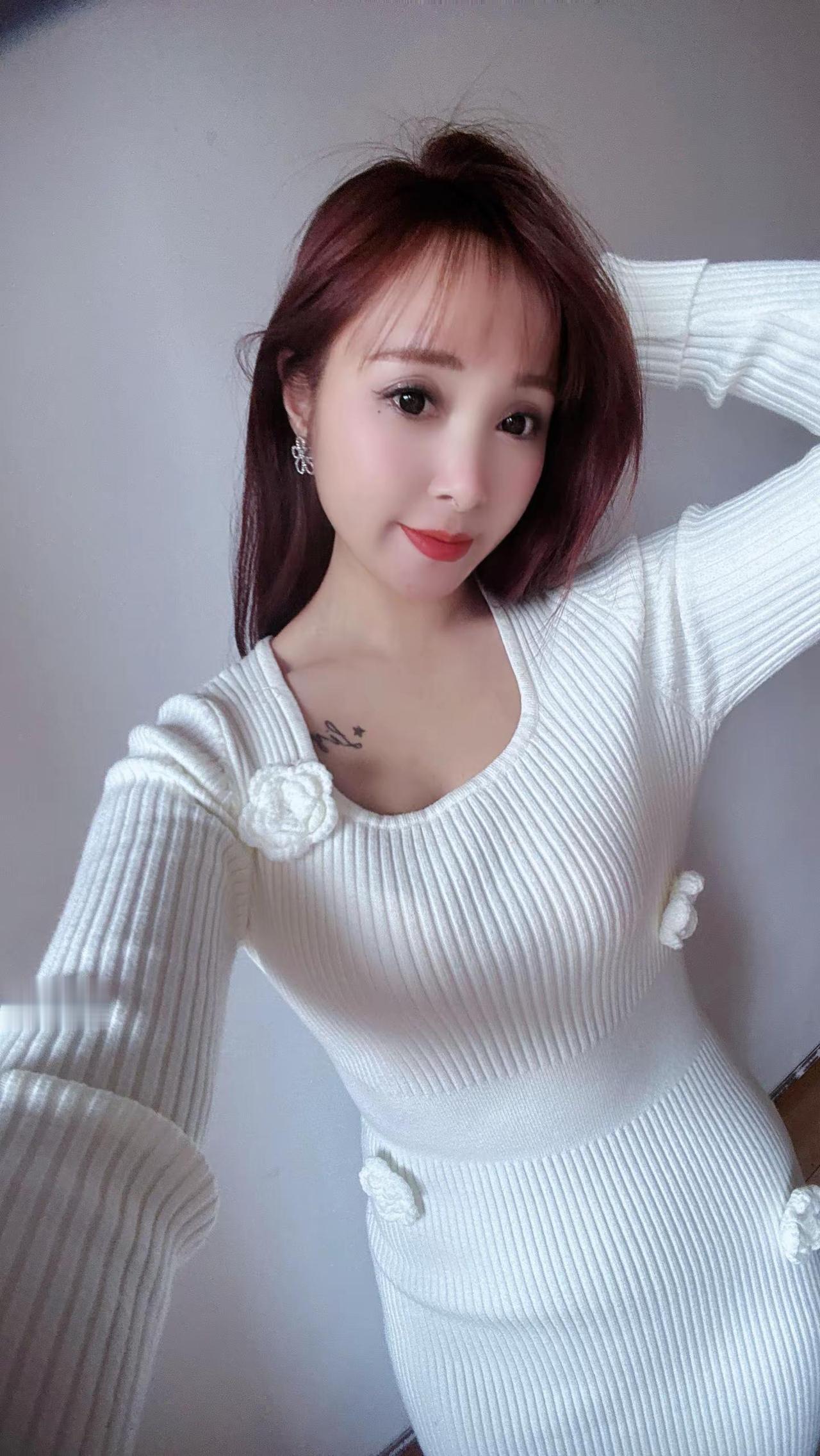 如果一定要结婚，一定要和一个非常喜欢的人结婚，而不是随便找一个人搭伙过日子。喜欢