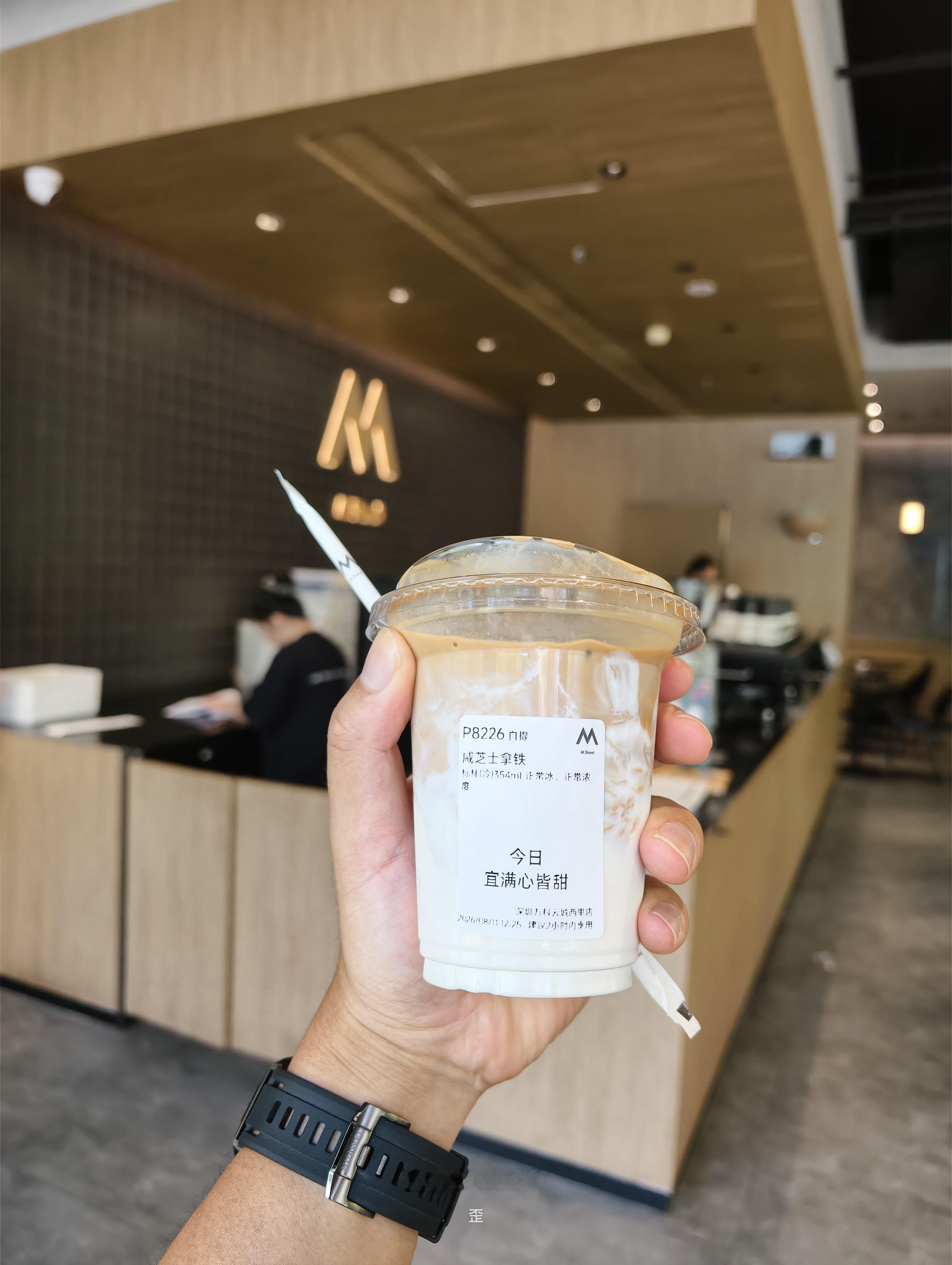 带着vivo X Flod6喝遍每一家咖啡店 深圳