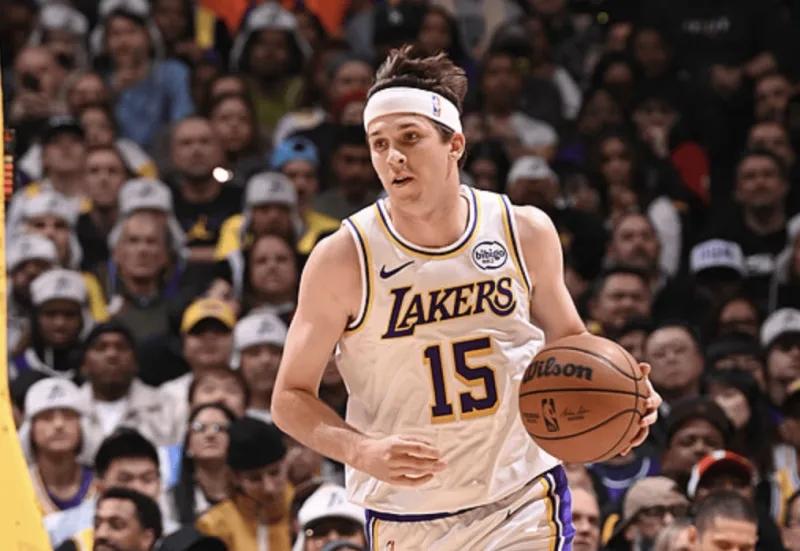 里夫斯会不会因为这次养伤，像特雷杨一样，一复出，就被打包交易走呢？
ESPN：里