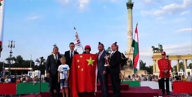 目前全世界只有六个国家和中国结成了“全天候战略伙伴”的关系。这六个国家各有来头，