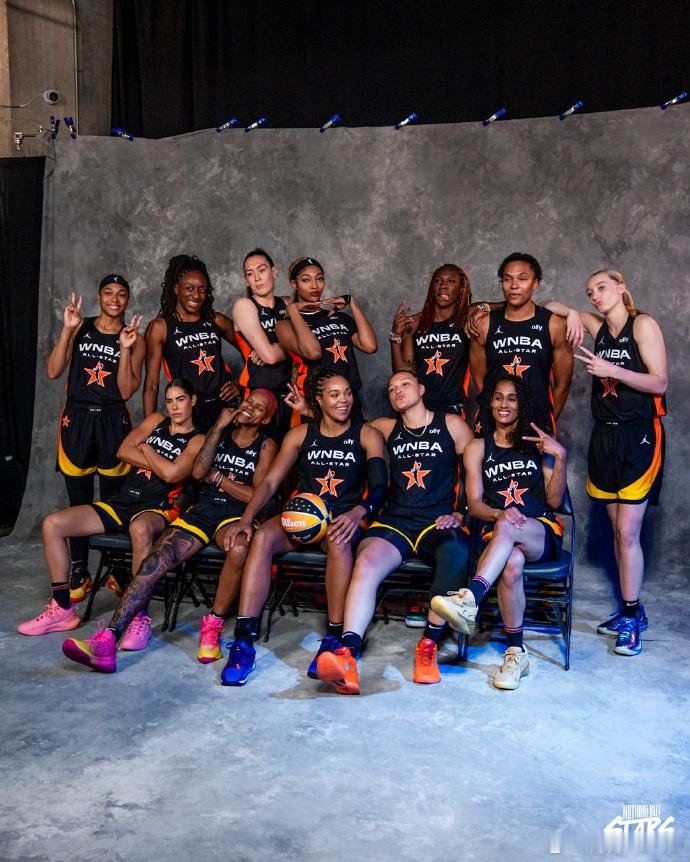 2025WNBA全明星周末 马上​八点半开打的2025WNBA全明星赛24个队员