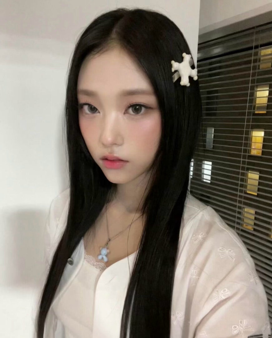 头像分享｜姜海粼haerin｜kpop｜newjeans｜自拍｜韩系｜审美积累 