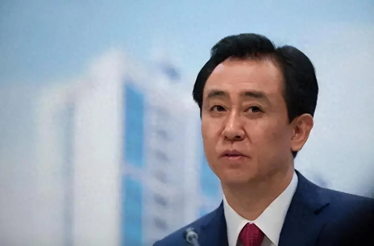 许家印深陷囚室，曝光16大金融内鬼，审查清算才刚刚开始


据小道消息，许家印目