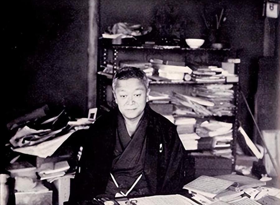 "日本是中国的一个省"——这句话，出自一个日本人之口。

而另一个日本人站出来反