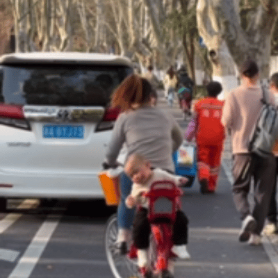 不一定是睡了也可能晃晕了[doge] ​​​