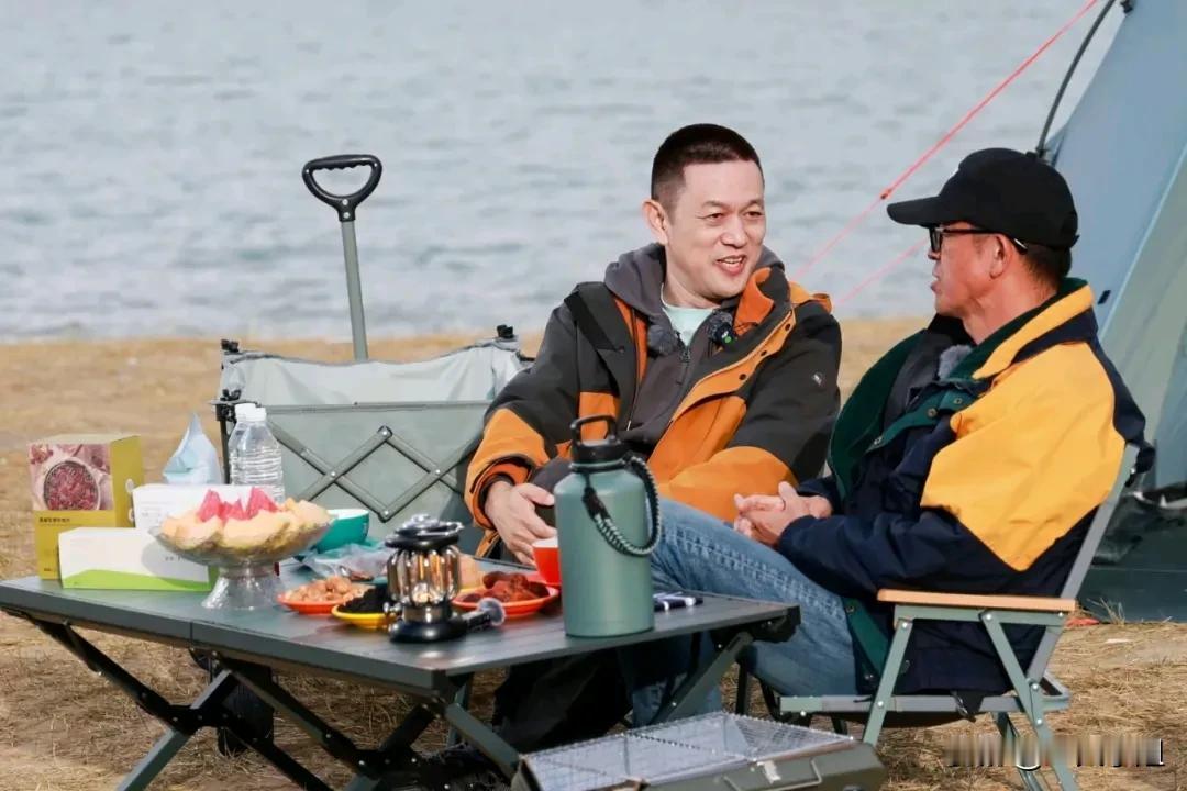 俞敏洪对话蔚来汽车创始人李斌：“狂风过后，依然留在场上。”这句话好像适合所有场合