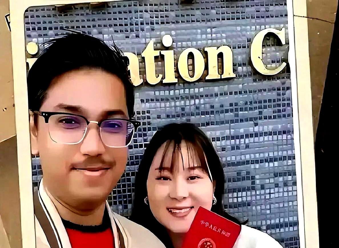 谈了一年甜到发齁的恋爱，结果一毕业，对方直接送上微信红感叹号大礼包，连夜买机票飞