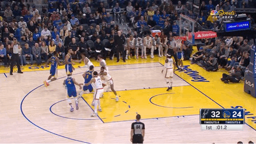 漂亮！！保罗找到克莱完成压哨三分#马刺vs勇士##金州勇士[超话]# ​​​