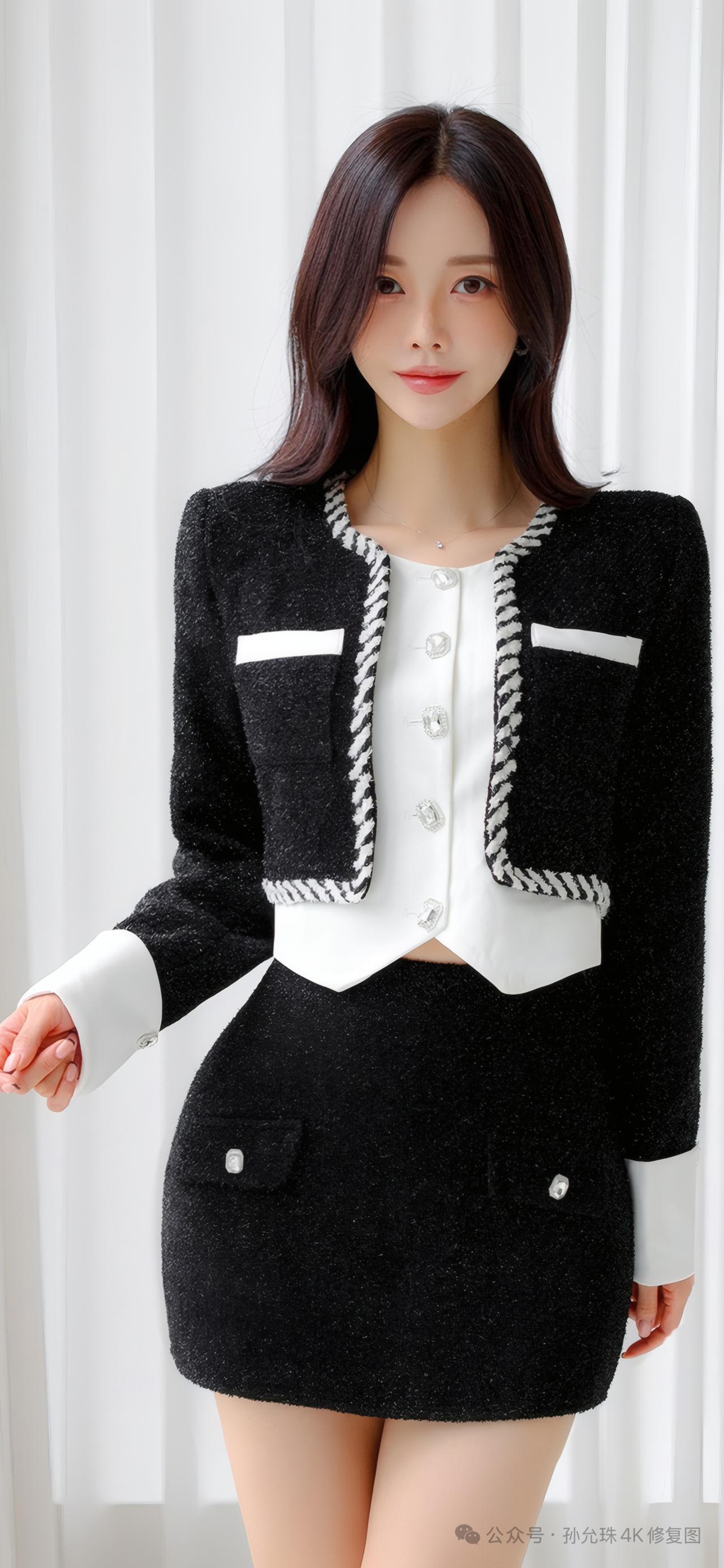 优雅黑白撞色套装，时尚又减龄！