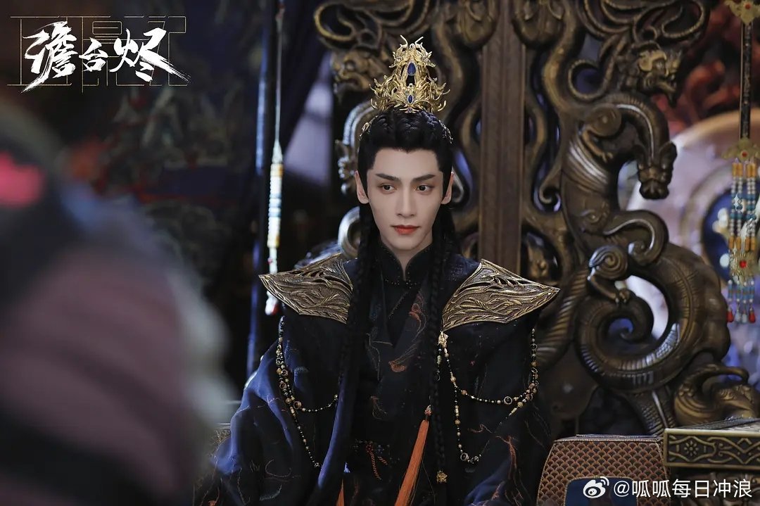 长月烬明播出3年，罗云熙的澹台烬和陈都灵的天欢现在都还能不断引发热议，确实是出圈